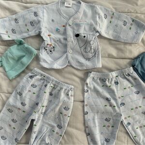 Baby clothes
